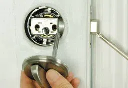 Amber Locksmith Store Newark, NJ 973-869-7080 - Lock-replace
